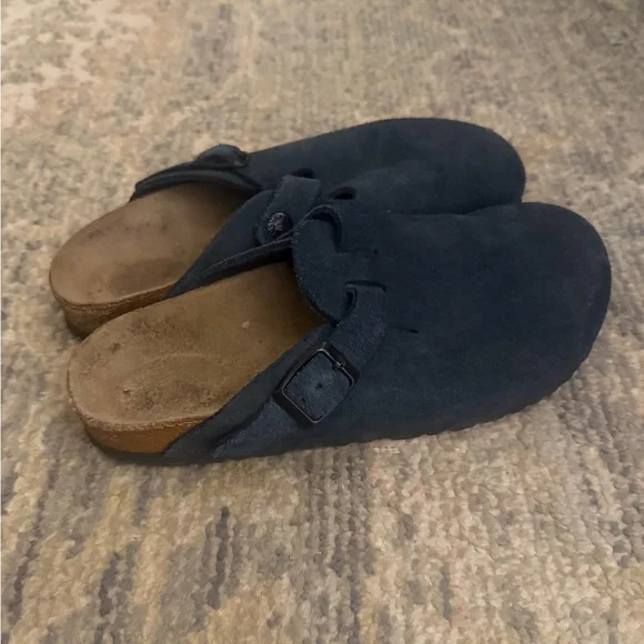 Birkenstock Boston Suede Clogs in Navy - Picture 3 of 3